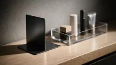 DIY-Organizer aus Tube-Halter und Buchstütze: Kleinteile senkrecht und sofort griffbereit