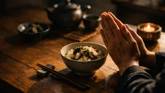 Itadakimasu auf Englisch: So sagst du vor dem Essen richtig „en Guete“